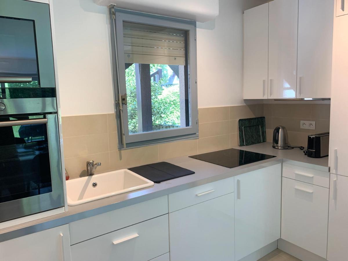Rez-De-Jardin - Residence Avec Piscine - דוביל מראה חיצוני תמונה